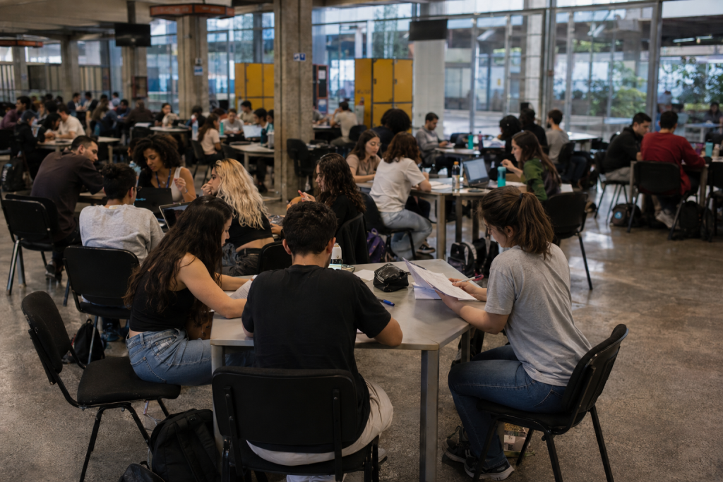 governo-federal-abre-3,8-mil-vagas-gratuitas-em-cursos-ead-de-gestao-cultural